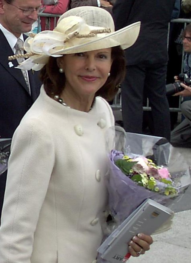 Drottning Silvia av Sverige biografi