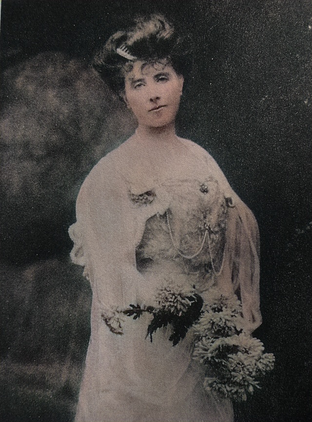 Sammanfattning av Den förtrollande april av Elizabeth von Arnim